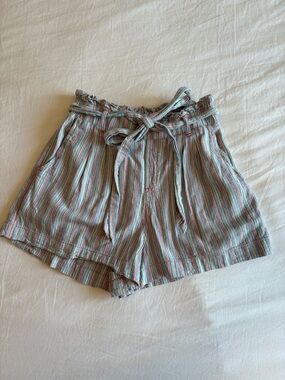 American Eagle High Waisted Paperbag Shorts Striped Size M